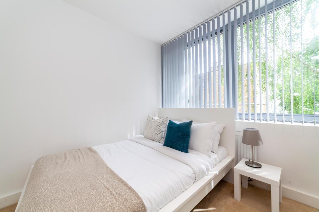 Modern And Bright 2 Bdr Flat In Clapham Common Apartamento Londres Exterior foto